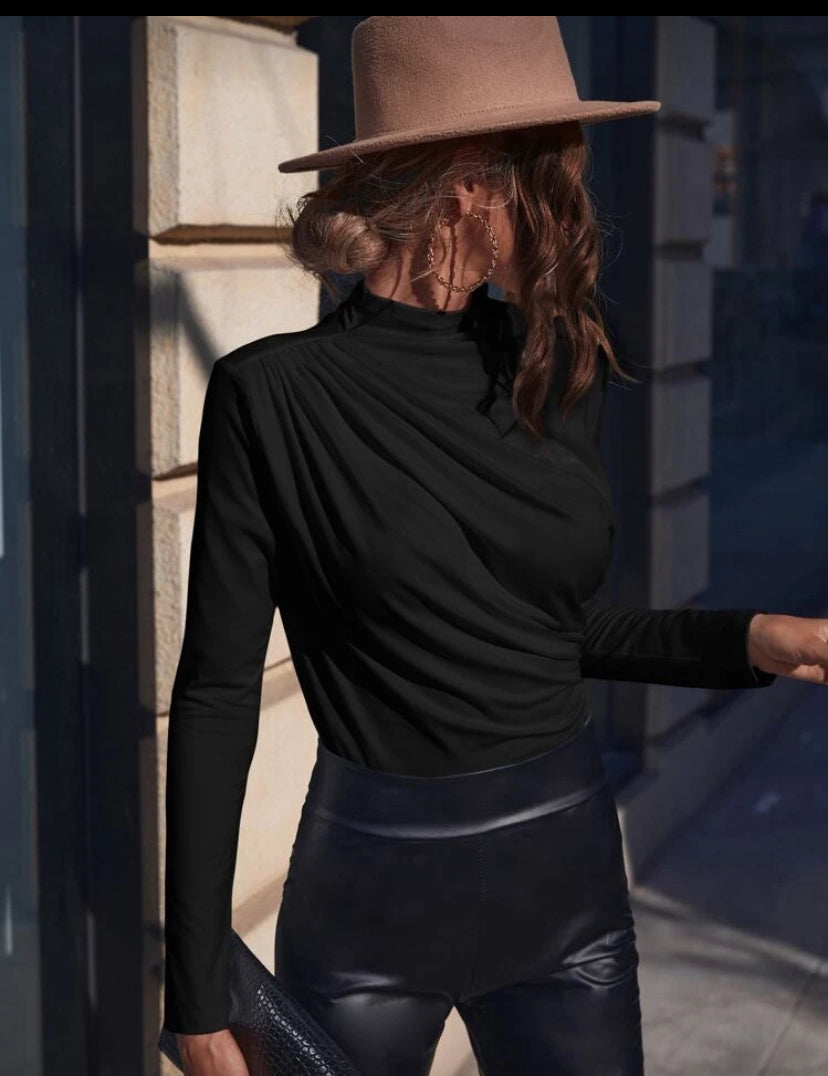 Blusa de cuello alto F26YB06