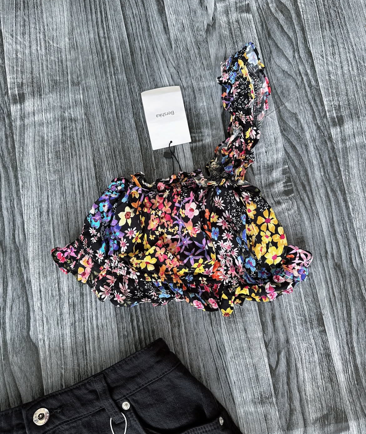 Top  con estampado de flores J25RU05