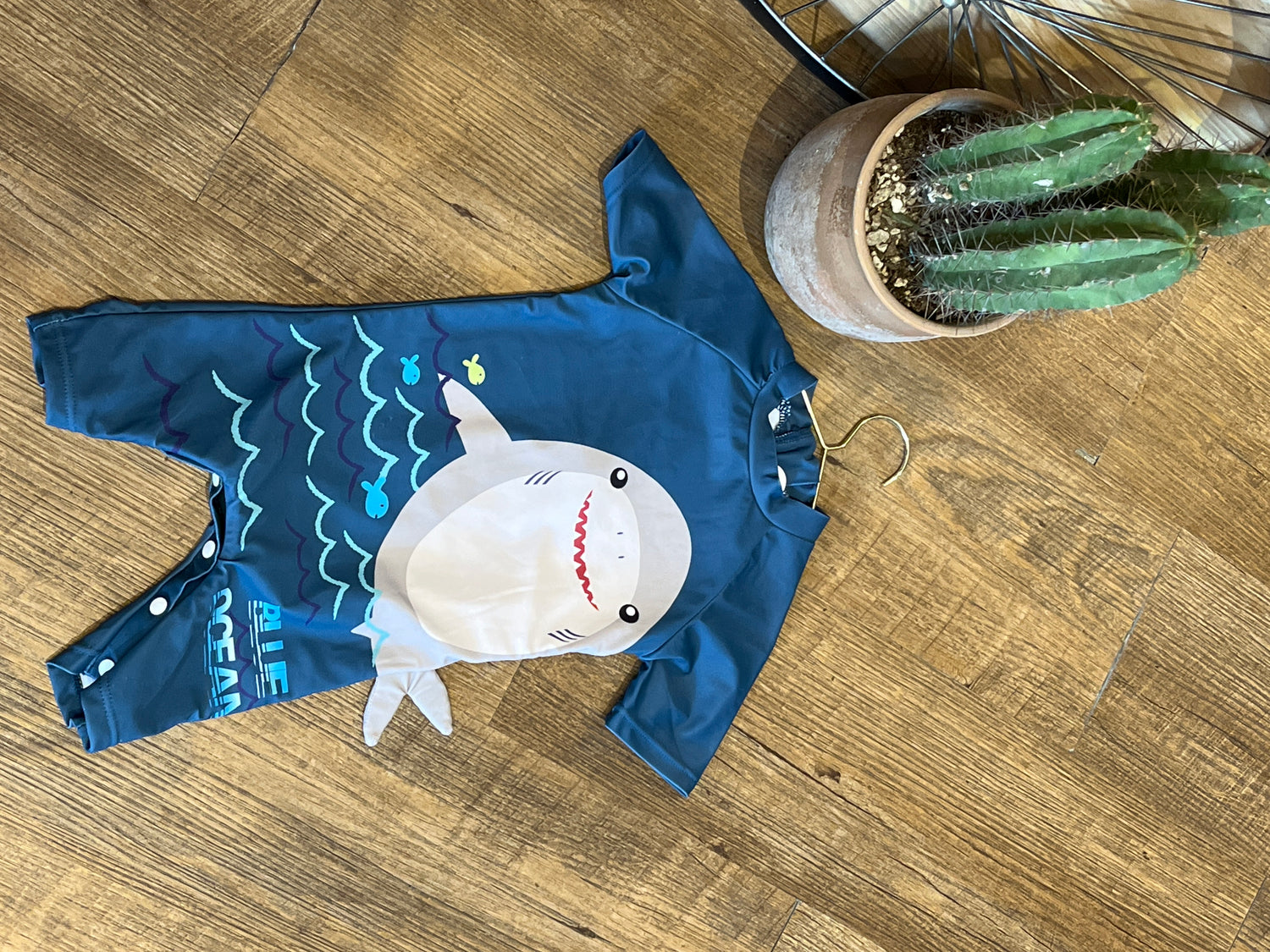 Bañador de niño con estampado de tiburón AG06 ￼