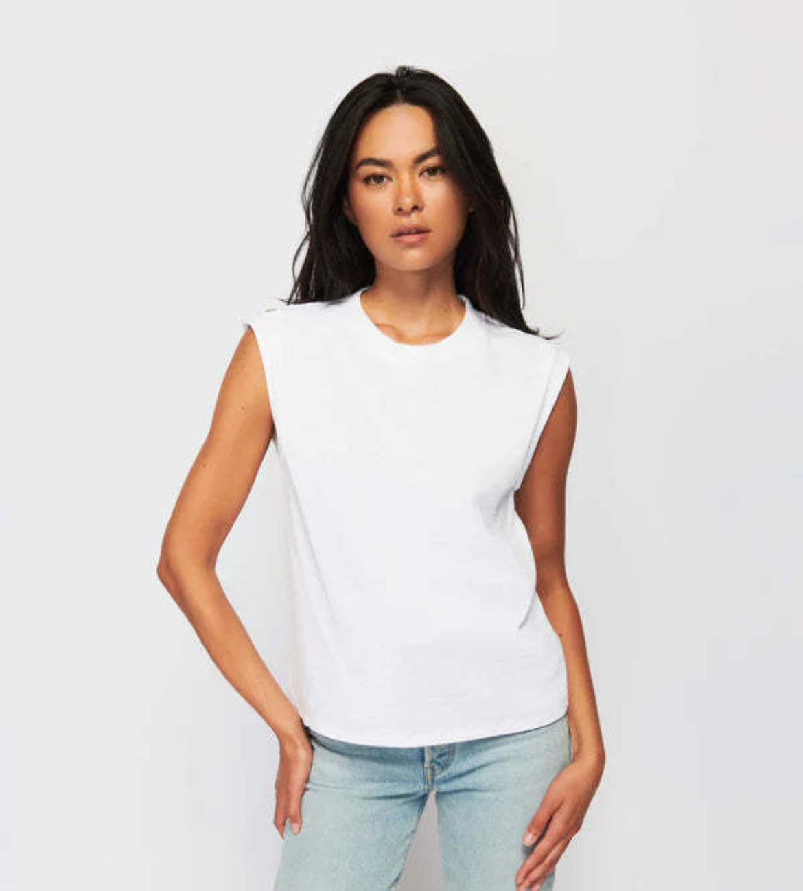 Blusa con hombreras J25SV07