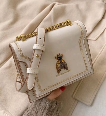 Iconos de Estilo Bolso de Hombro con Diseño de Abeja F25NC07