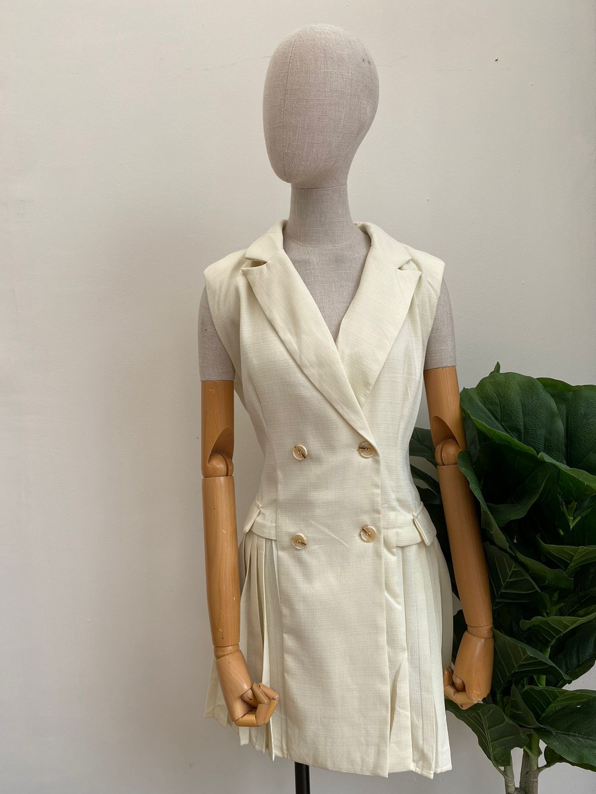 Vestido lirio plisado O25VÑ08