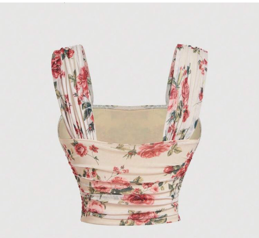 Top de tirantes elegante con cuello cuadrado A25PV06