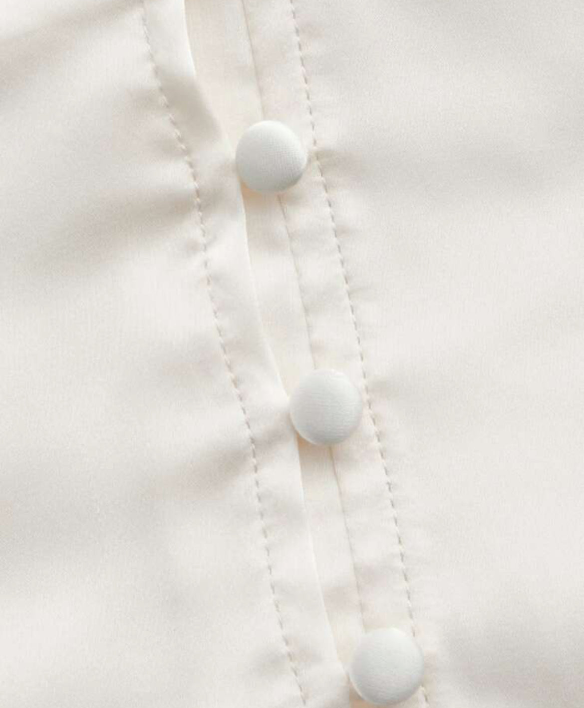 Blusa de manga larga con botones J25TC07