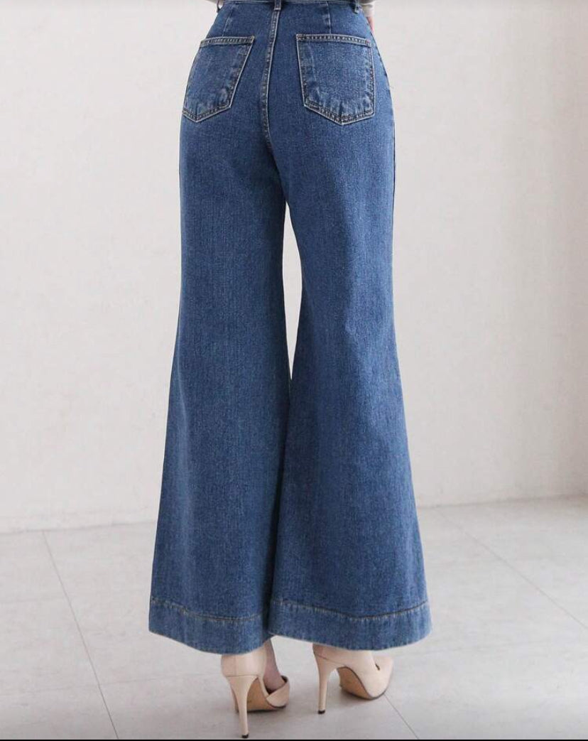 Pantalón de piernas acampanadas O25VX03