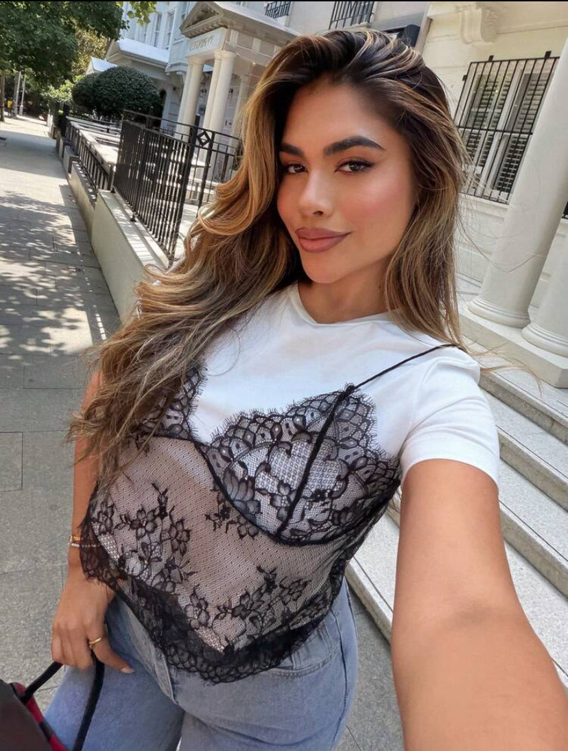 Blusa con estampado de encaje MY26AA08