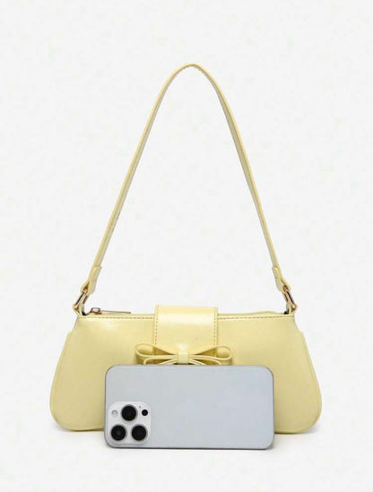 Bolso de mano amarillo