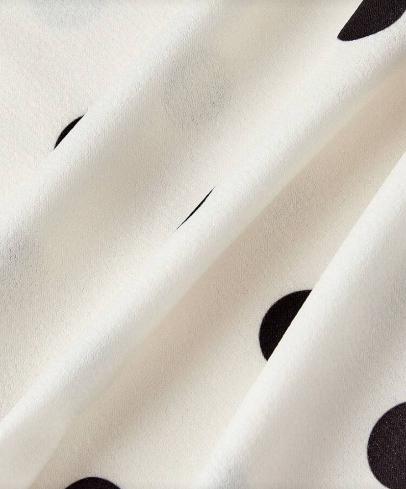 Vestido con  estampado de lunares E26XJ07