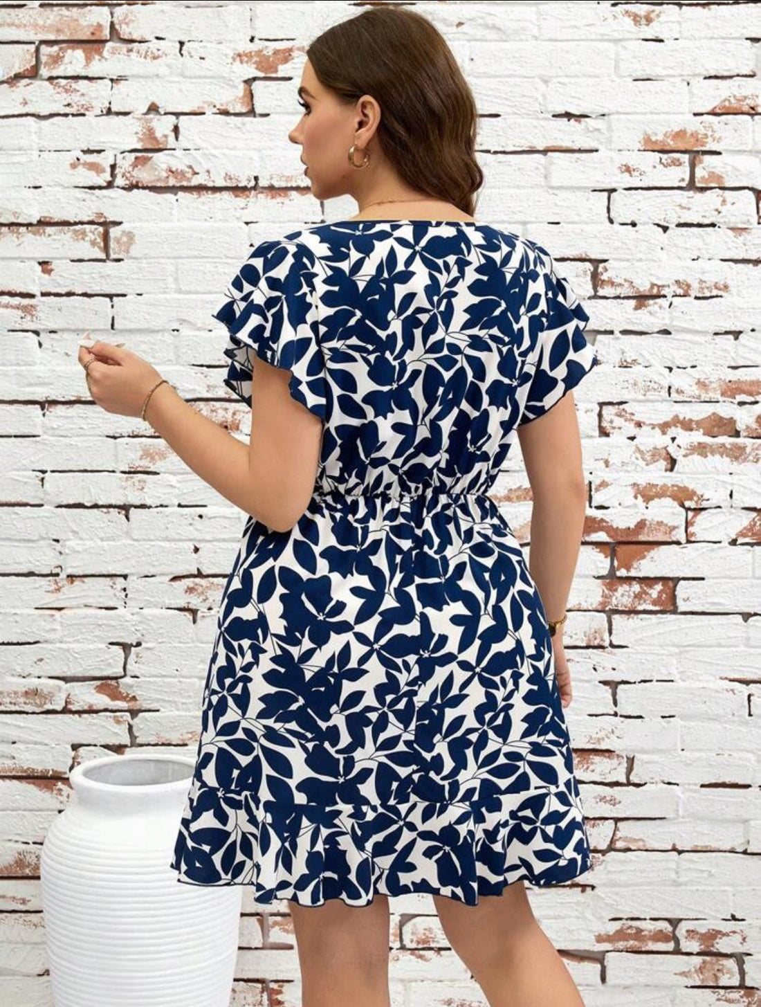 Vestido mini casual de manga corta con cuello redondo A25PY06