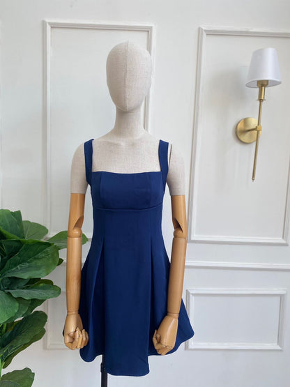 Vestido casual de cintura amarrada KN06
