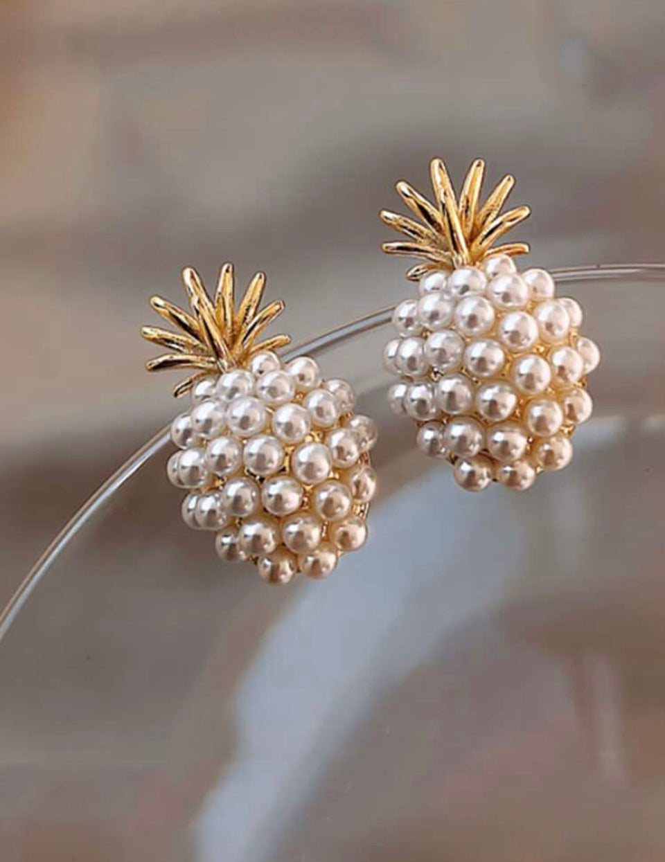 Destello Divino Pendientes con Diseño de Piña C. F25MX09