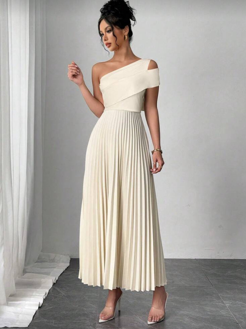 Vestido largo con escote S25UW08