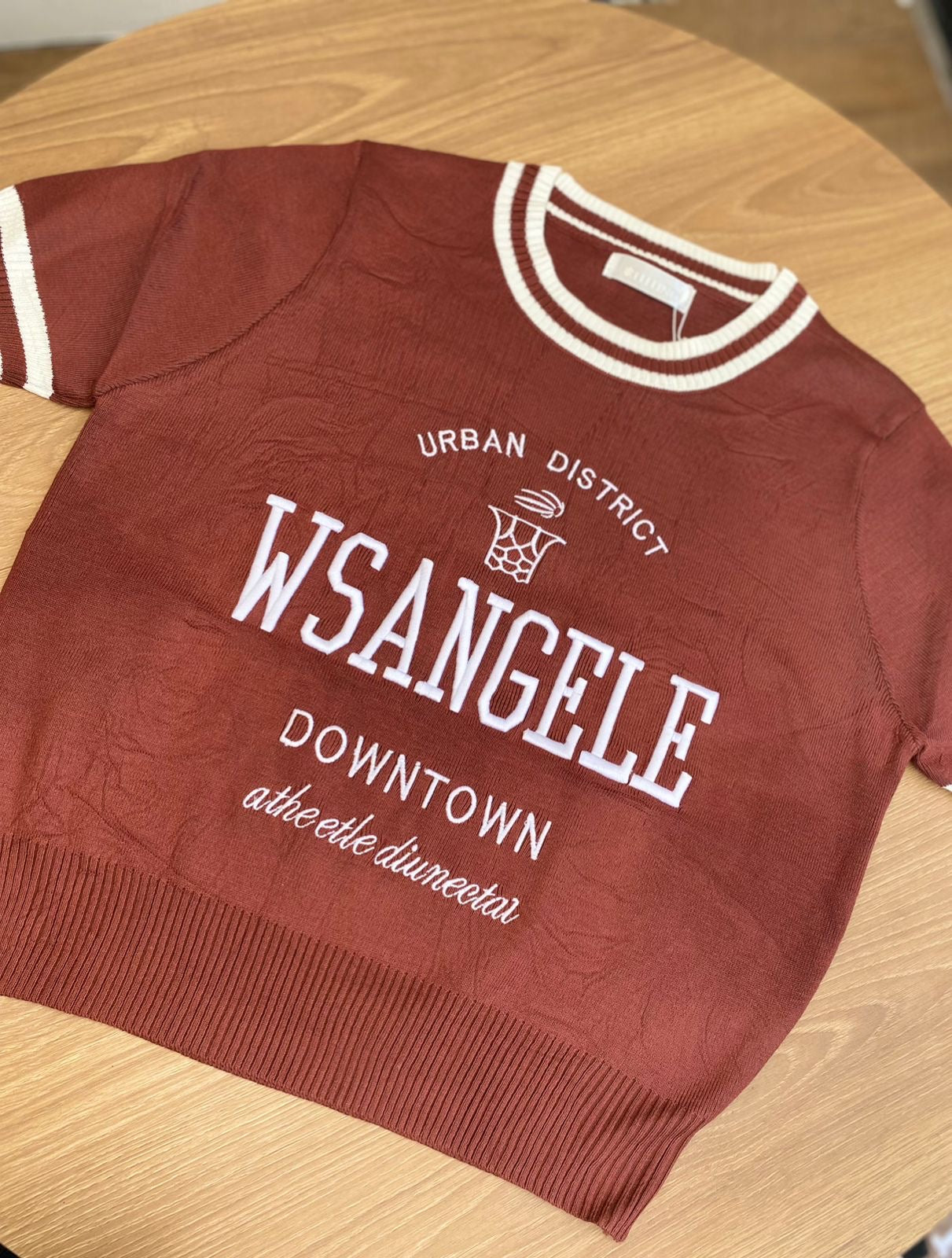 Los Angels Vibe. N25WJ08