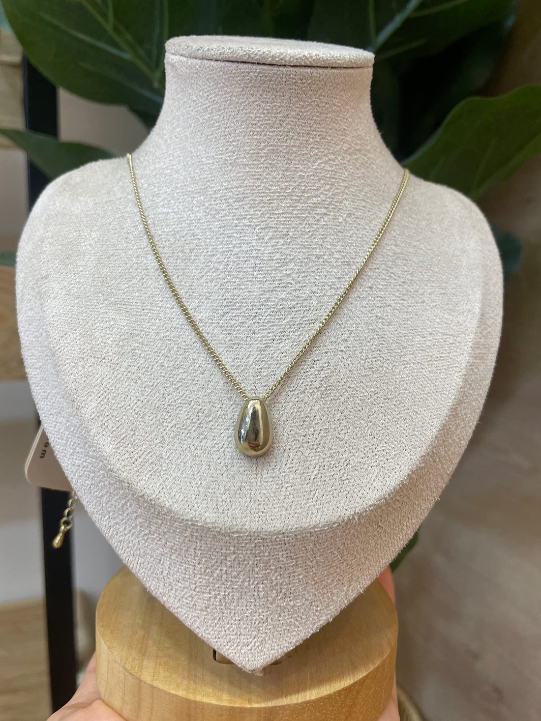 Gota de Esperanza Collar con Colgante de Lágrima Simple. M25ÑM09