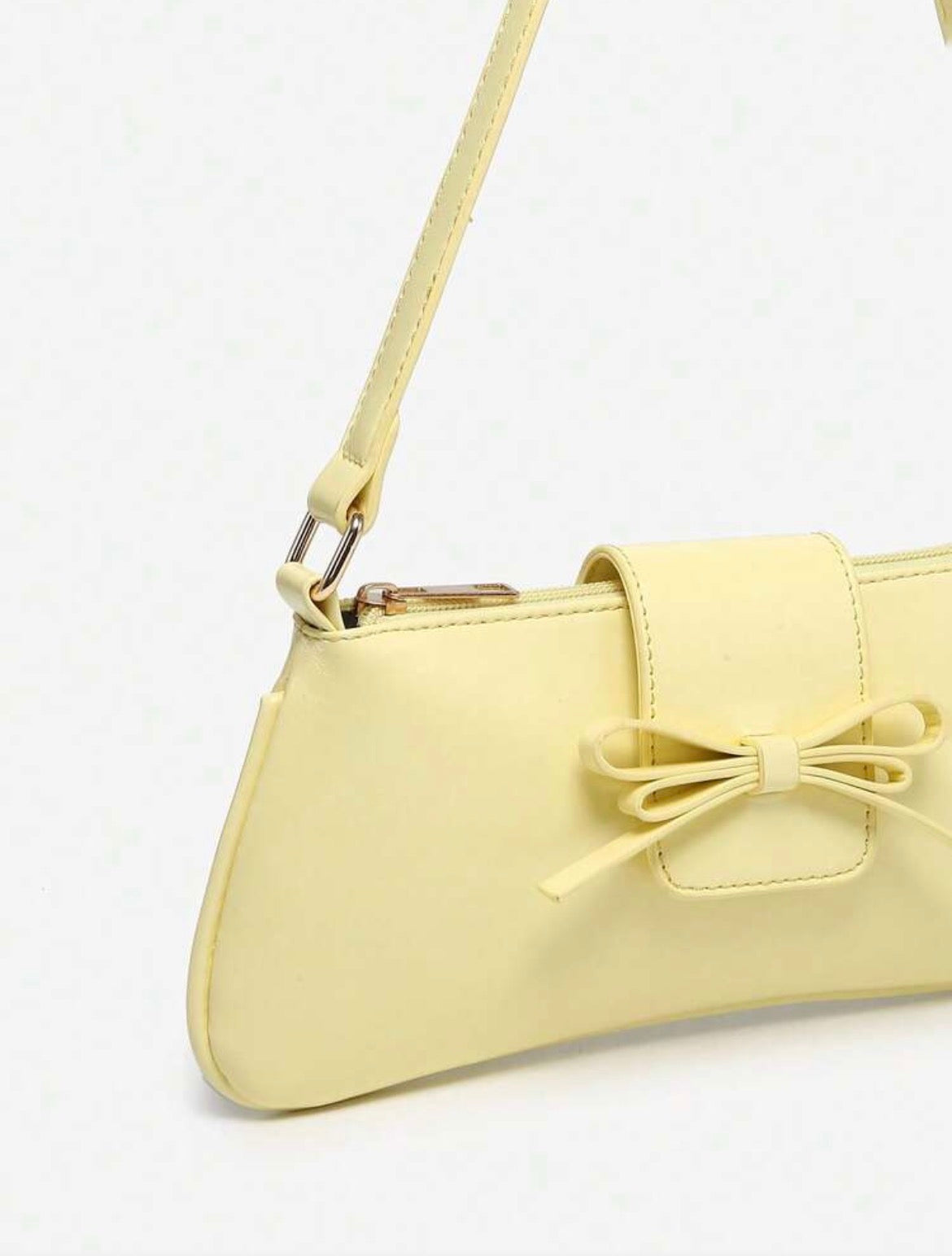 Bolso de mano amarillo