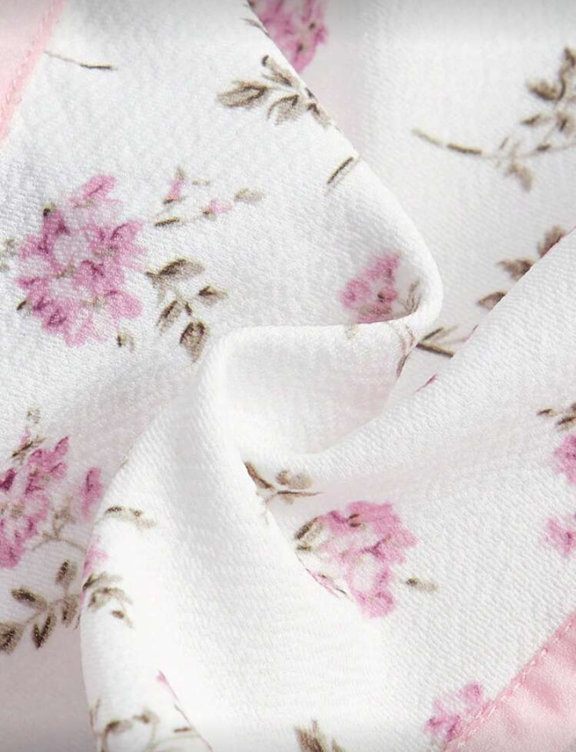 Top con estampado floral E26XL02