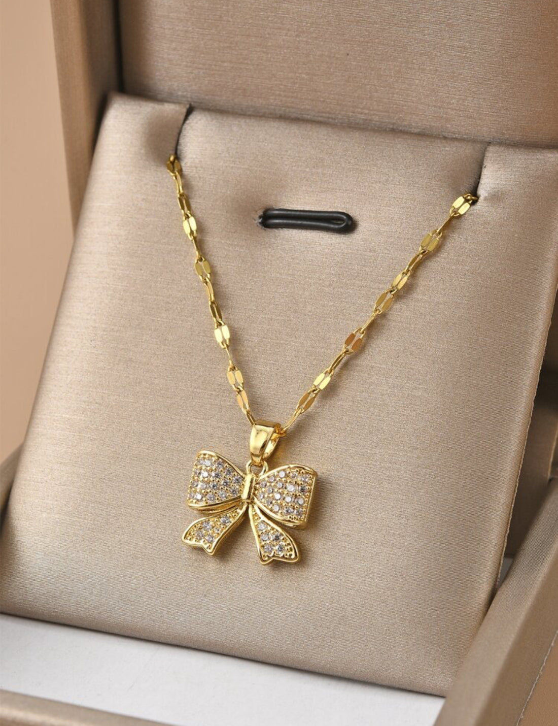 Collar de Lazo Real ACE. AG25TS06