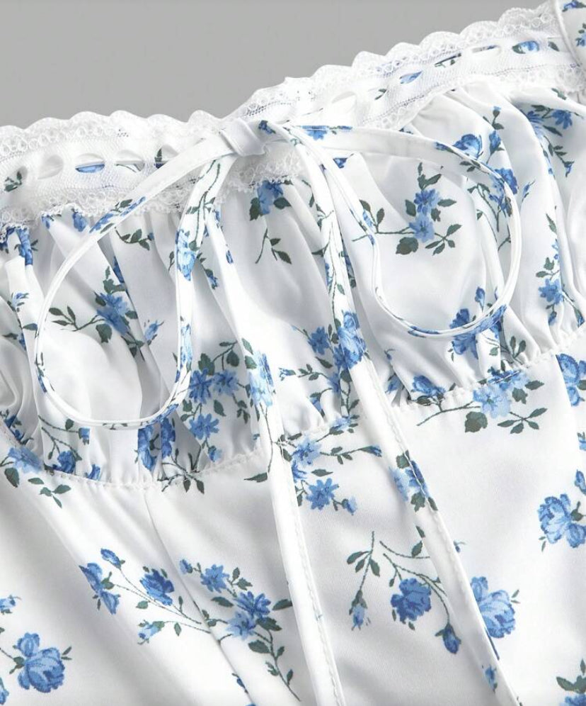 Vestido con cuello cuadrado F26XW09
