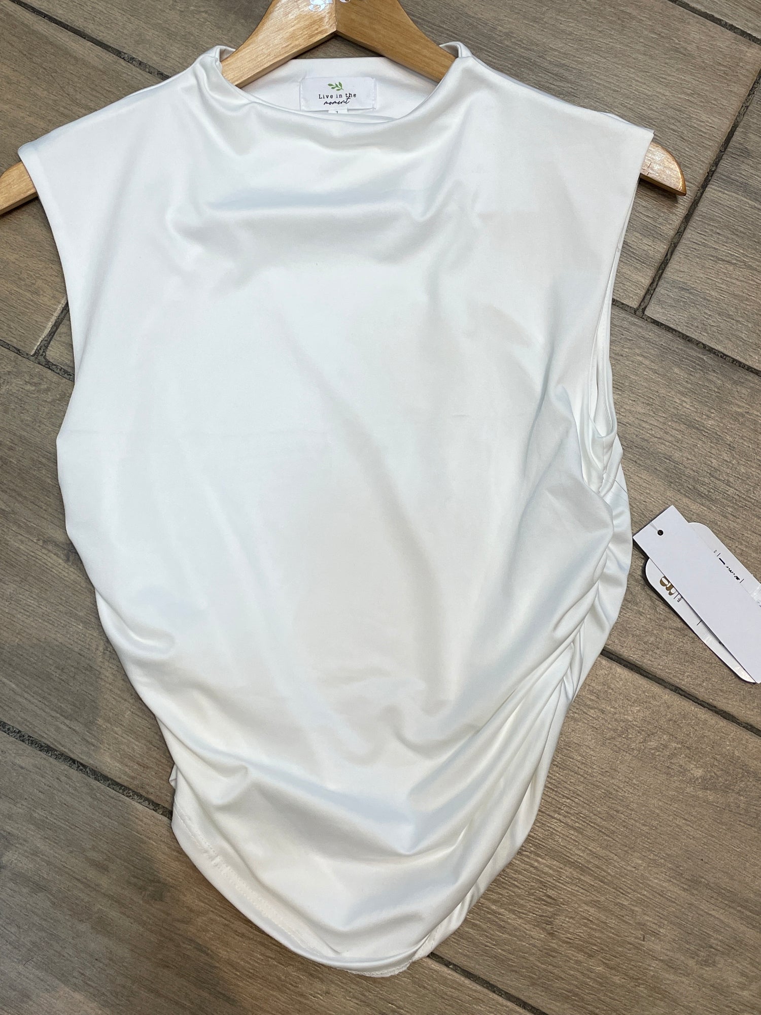 Blusa Live In The Moment U25AA06