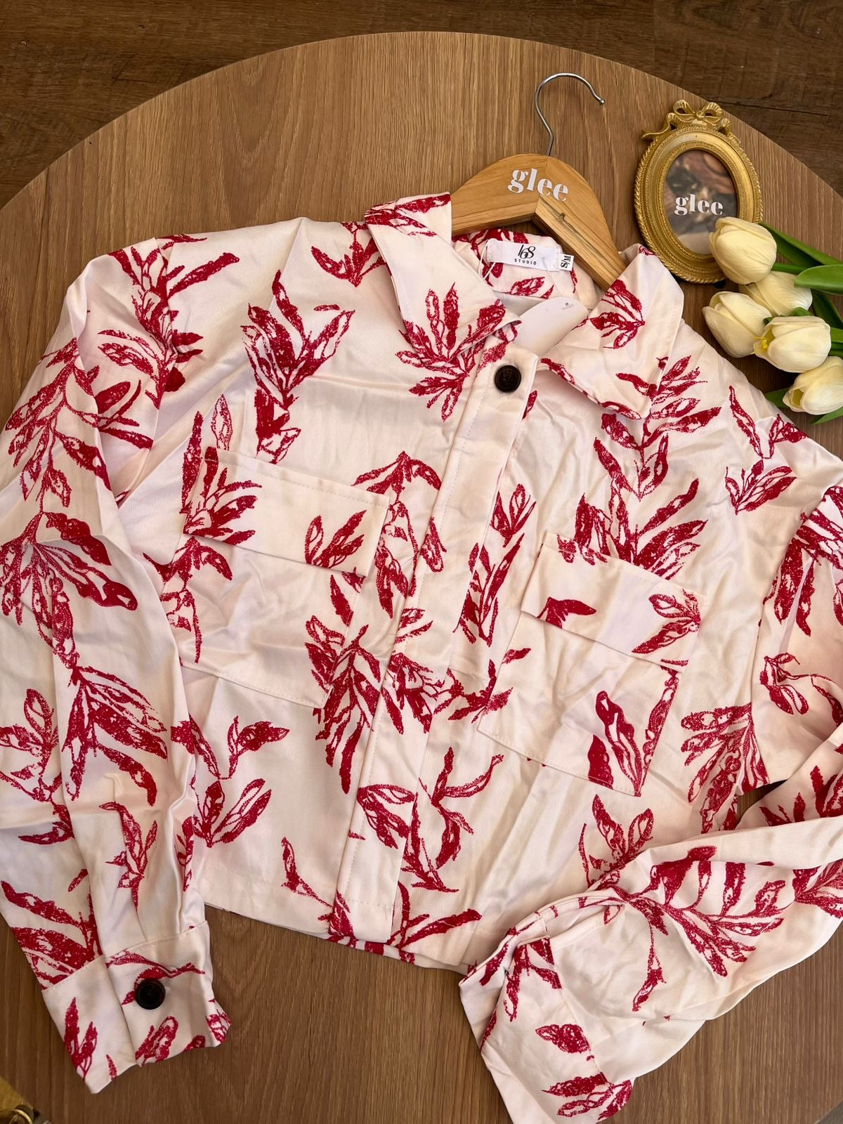Camisa con estampado E26XD04