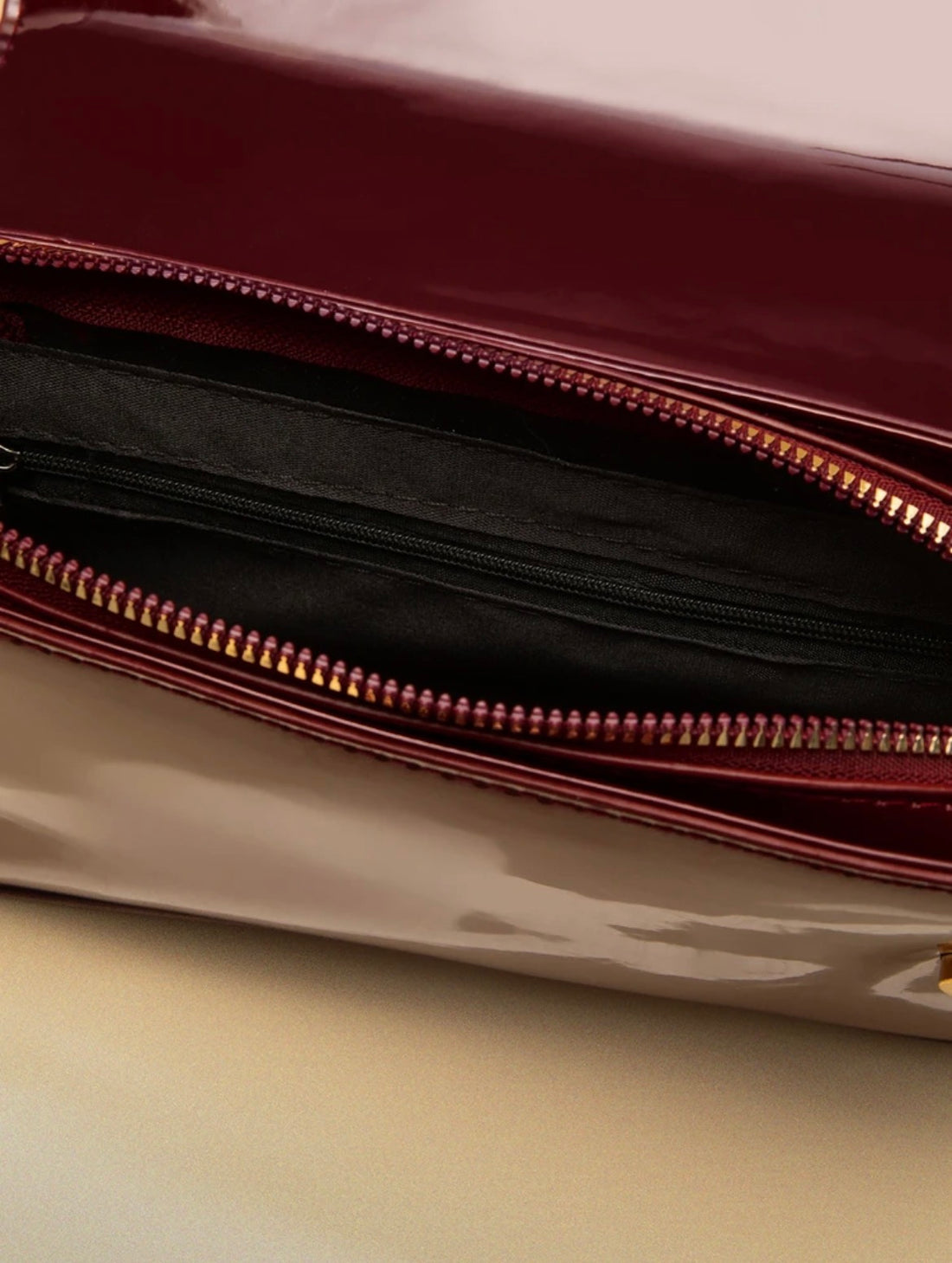 Bolso cuadrado Burdeos