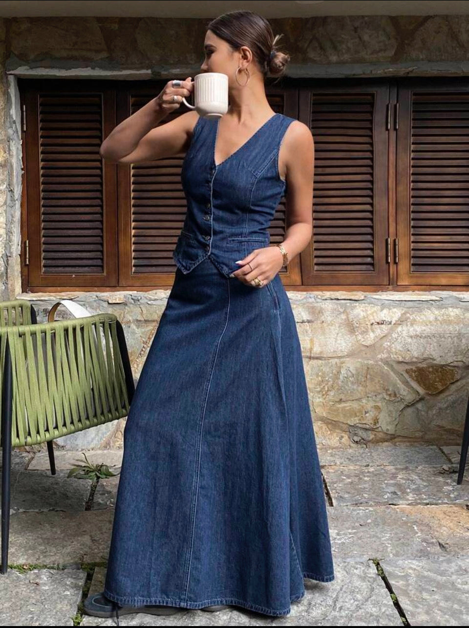 Falda y chaleco S25UV08