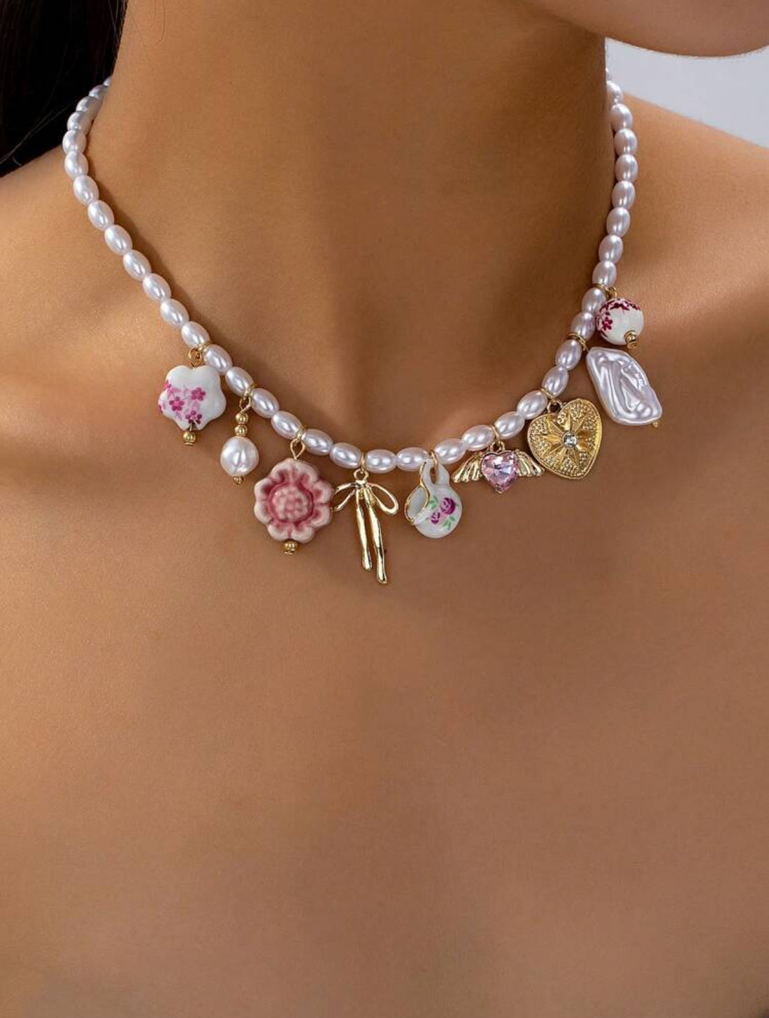 Collar rococo ACE . AG25TU01