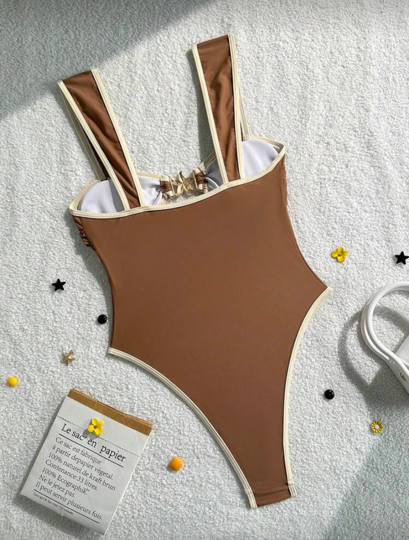 Traje de baño de una pieza E26XR05