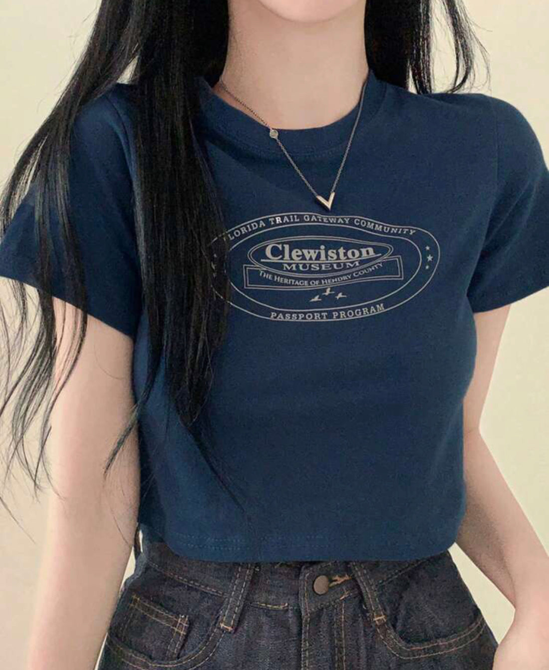 Camisa de manga corta con estampado de letras A25QB09