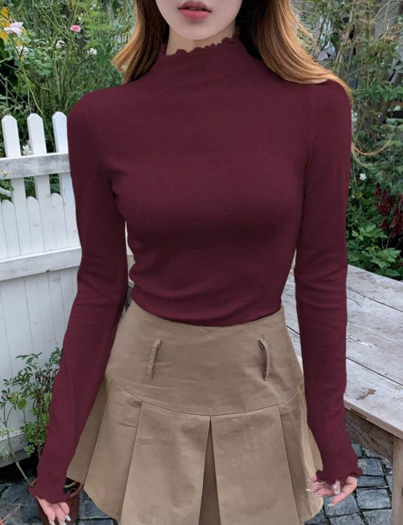 Blusa de cuello alto de manga larga D25WV010