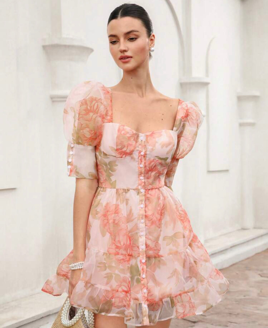 Vestido con mangas abultadas A25QI03