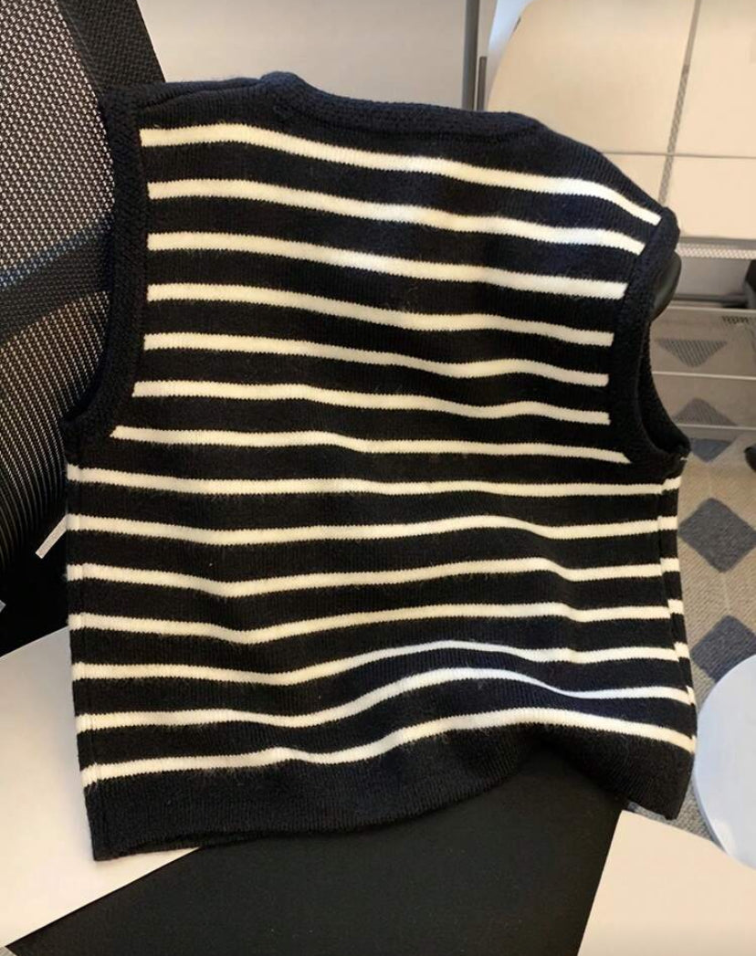 Chaleco de punto sin mangas N25WQ08