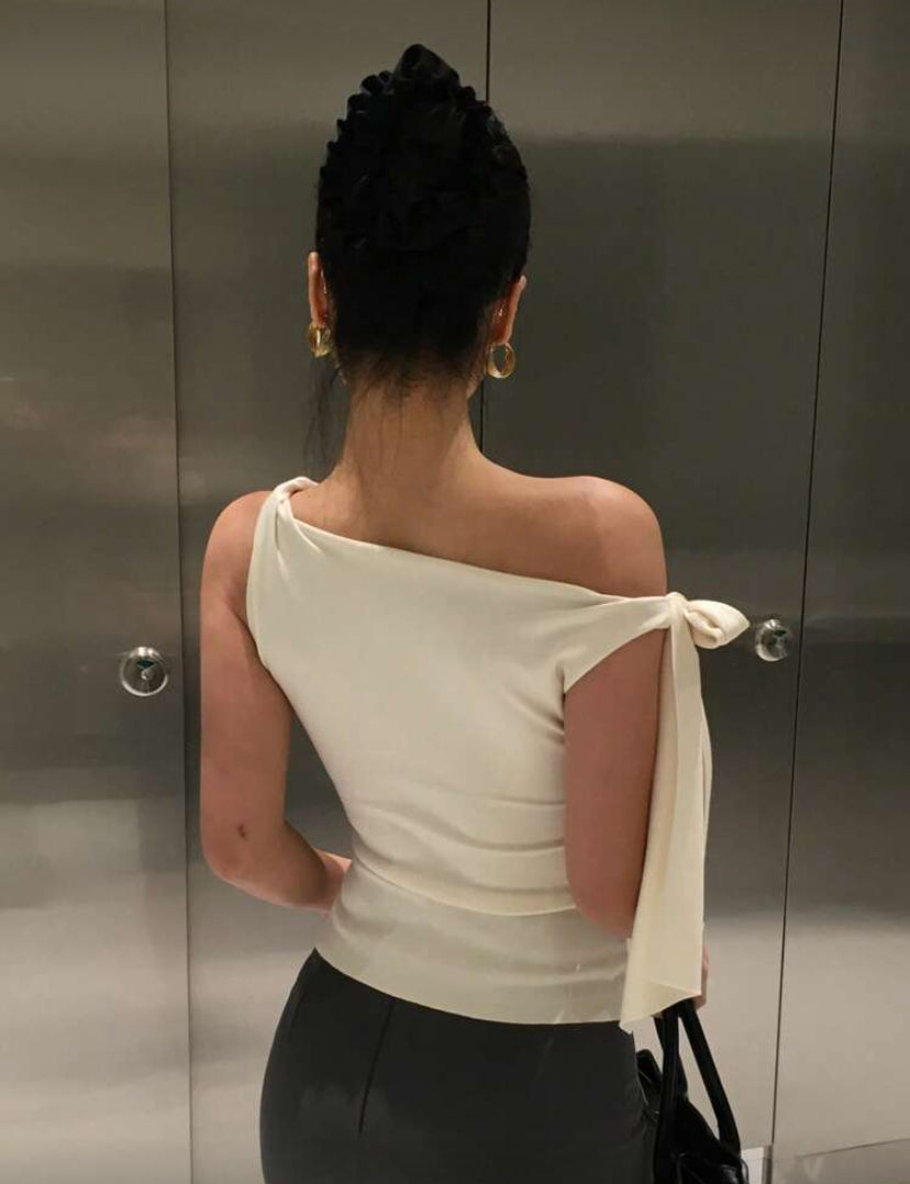 Blusa Asimétrica con lazo N25WN04