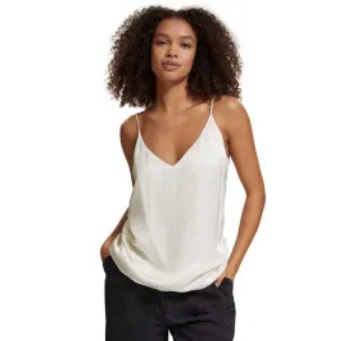 Blusa de satén  con tirantes J25SR05