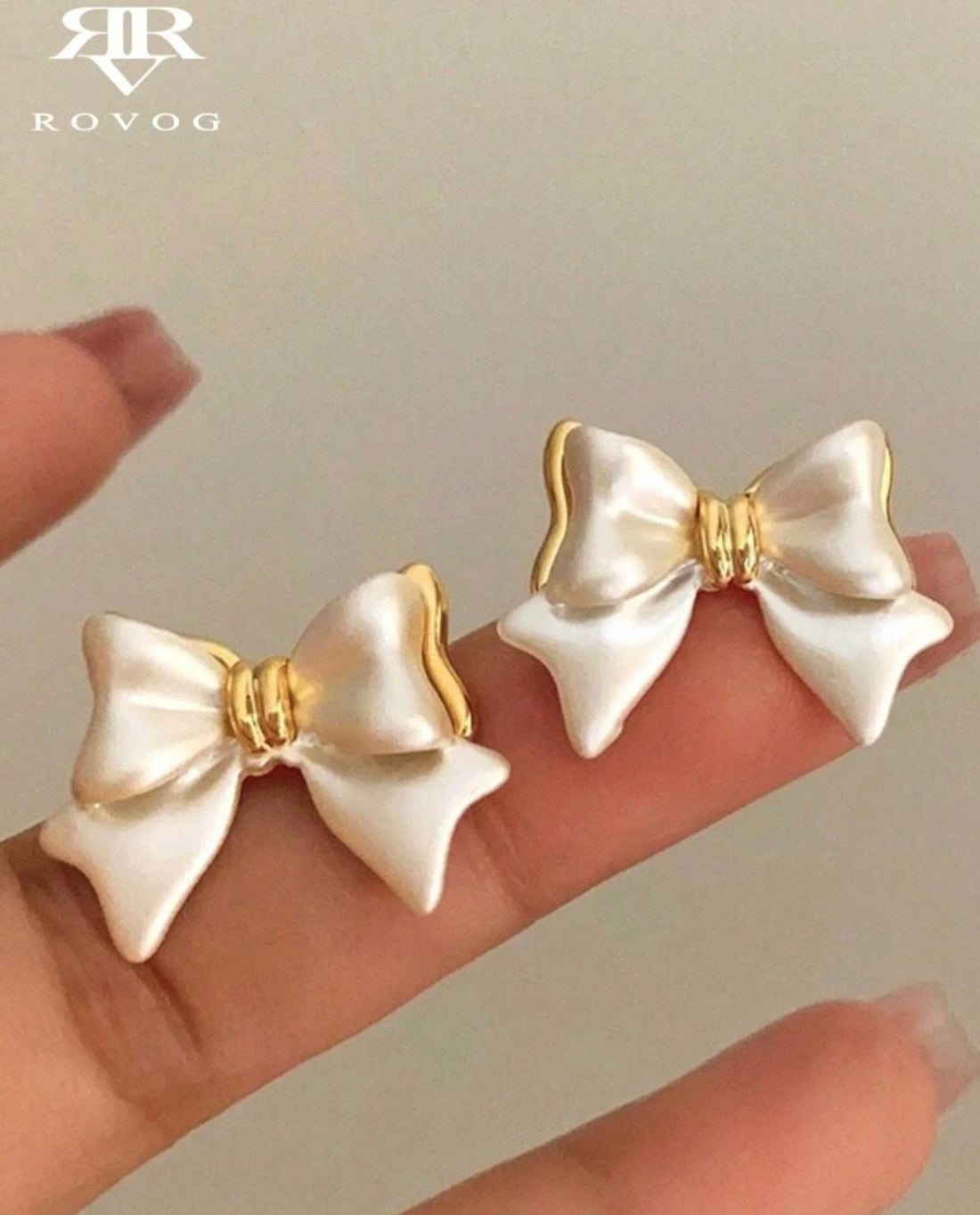 Pendientes elegantes y dulce de lazo blanco C A25QD02