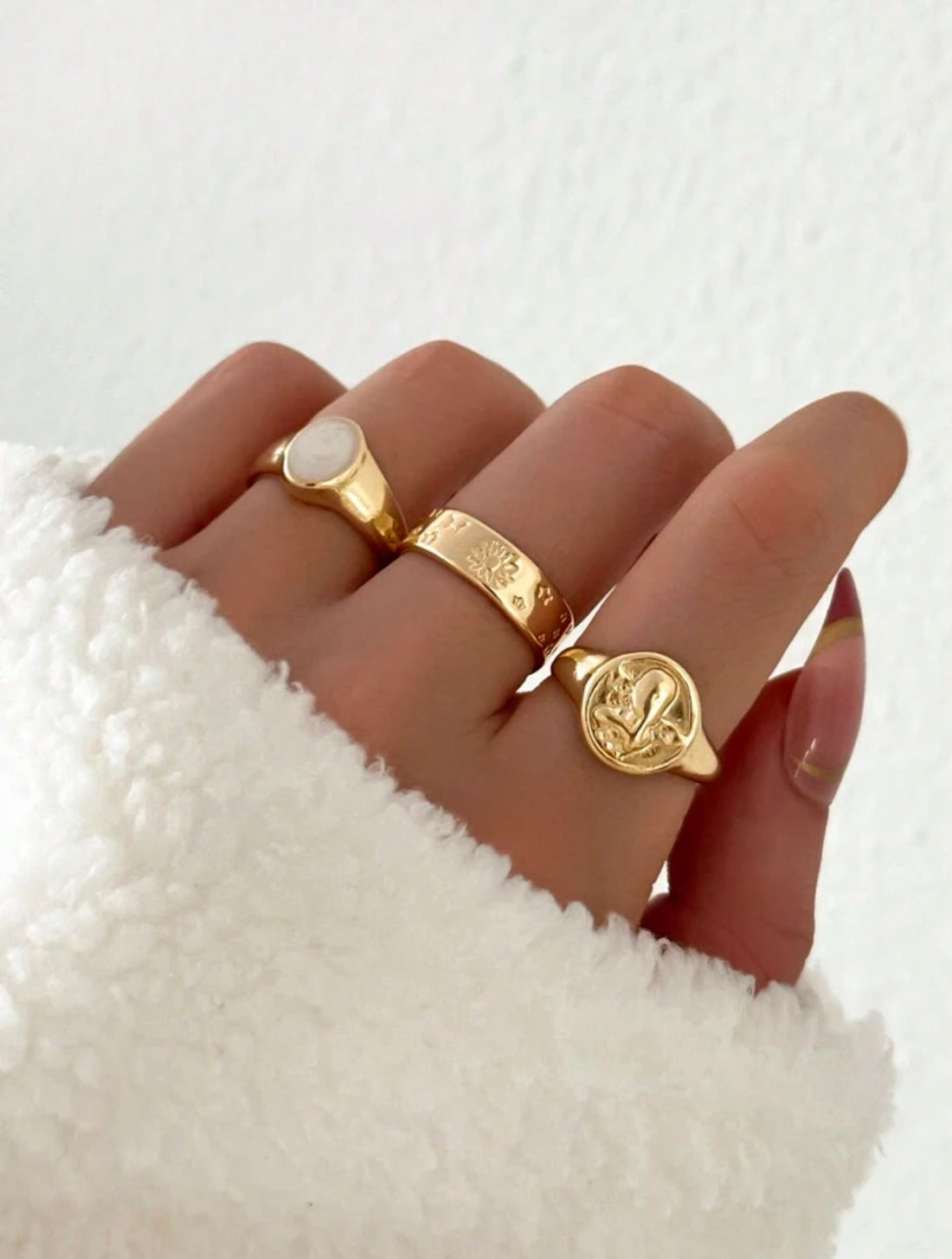 Elegancia fluida 3 piezas de anillos Z. F25NJ09