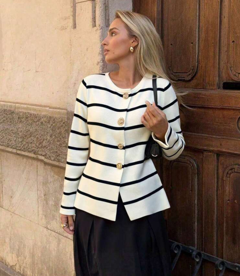 Cárdigan de punto con cuello O25VW01