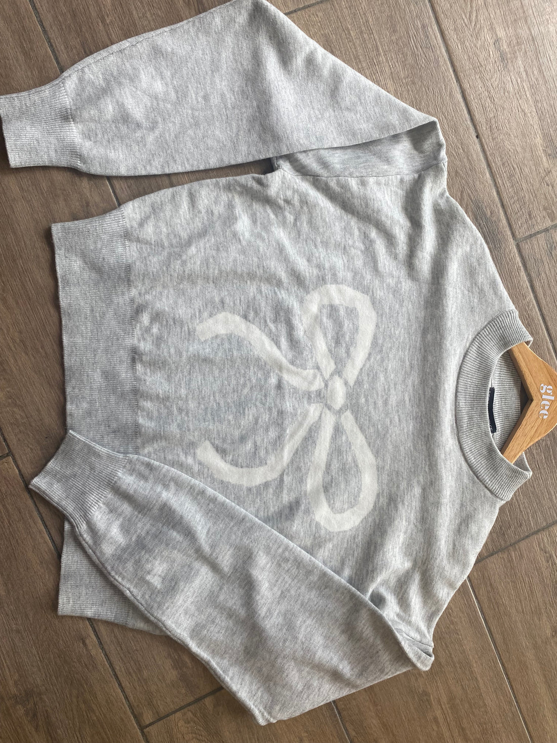 Cardigan con moño coquette J25RY04