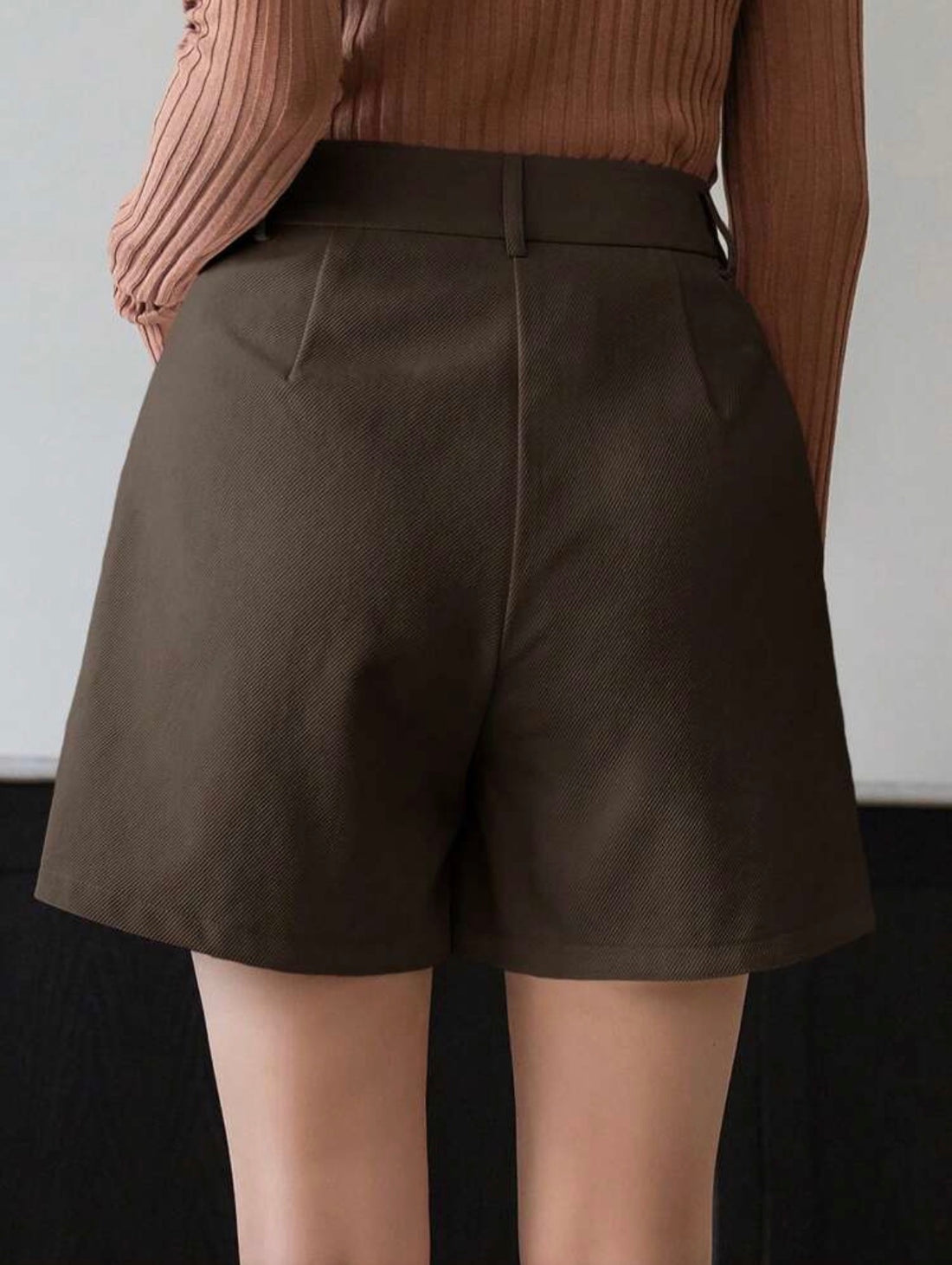 Short casuales de tela AG26AU010