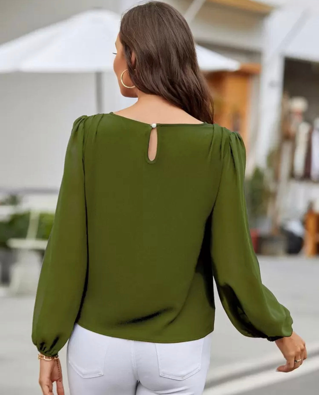Blusa de manga farol y abertura en la espalda A25QH07