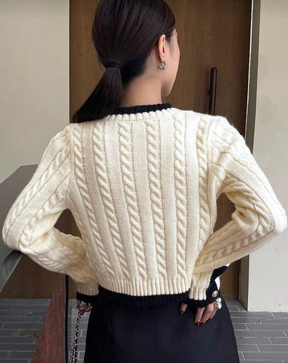 Suéter elegante con contraste N25WR05