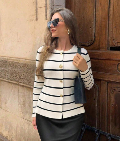 Cárdigan de punto con cuello O25VW01