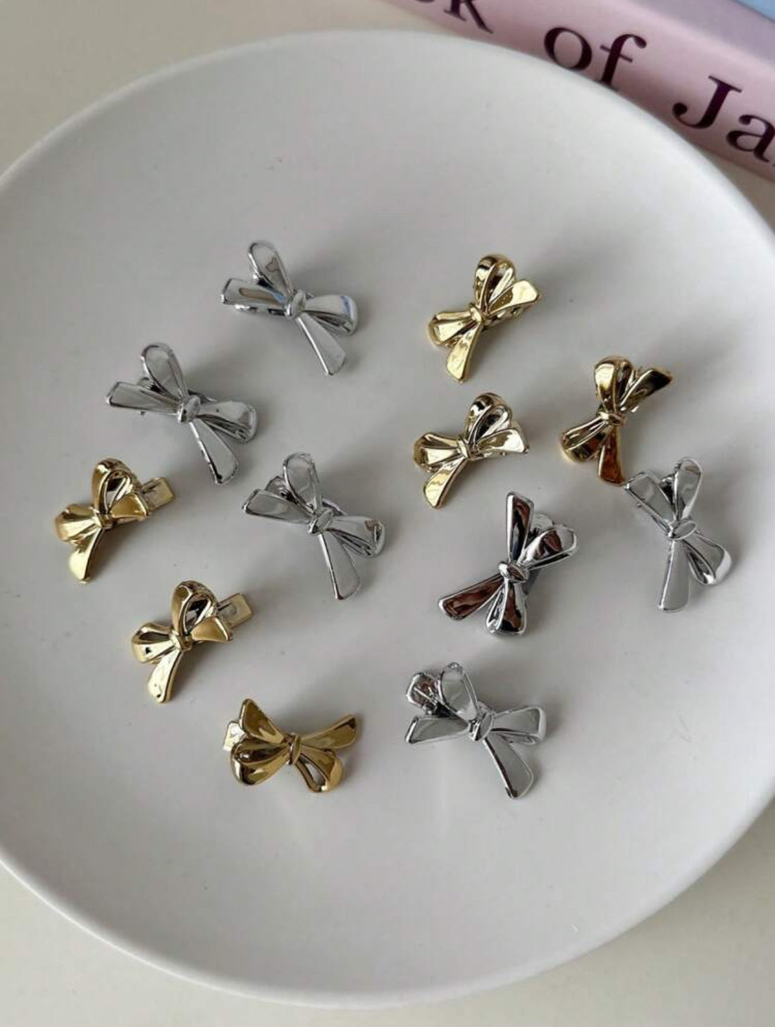 Ganchos Glam pinzas con lazo mini. F25ME06