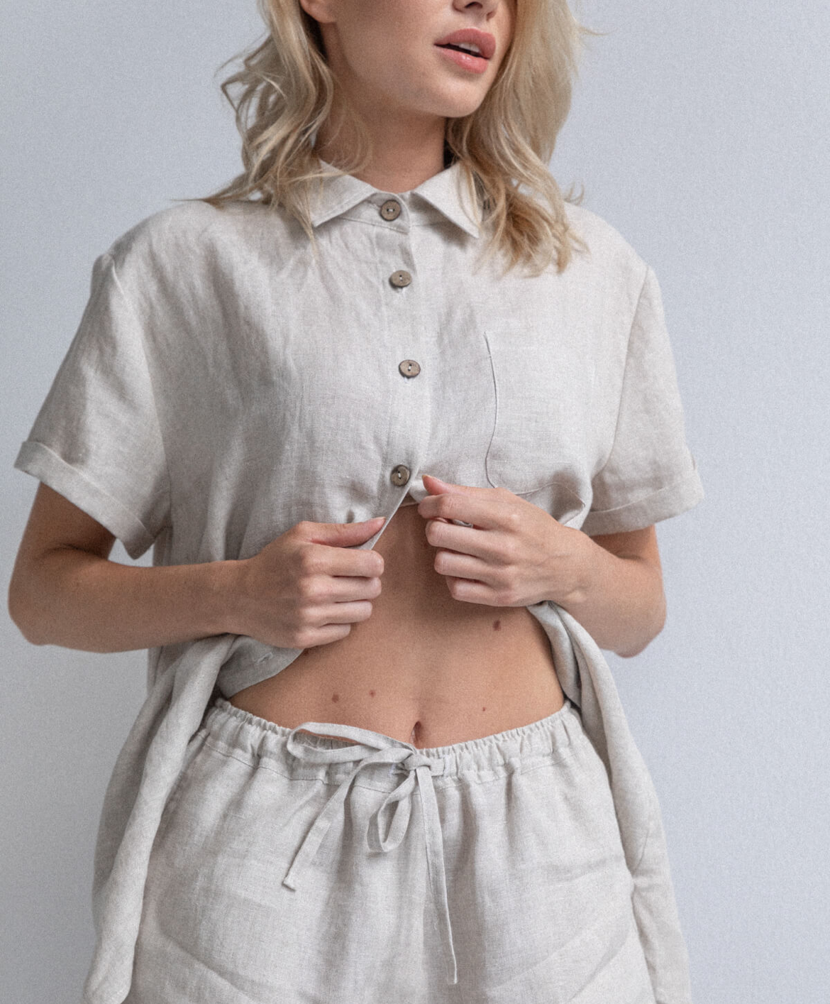 Short corto J25RU010