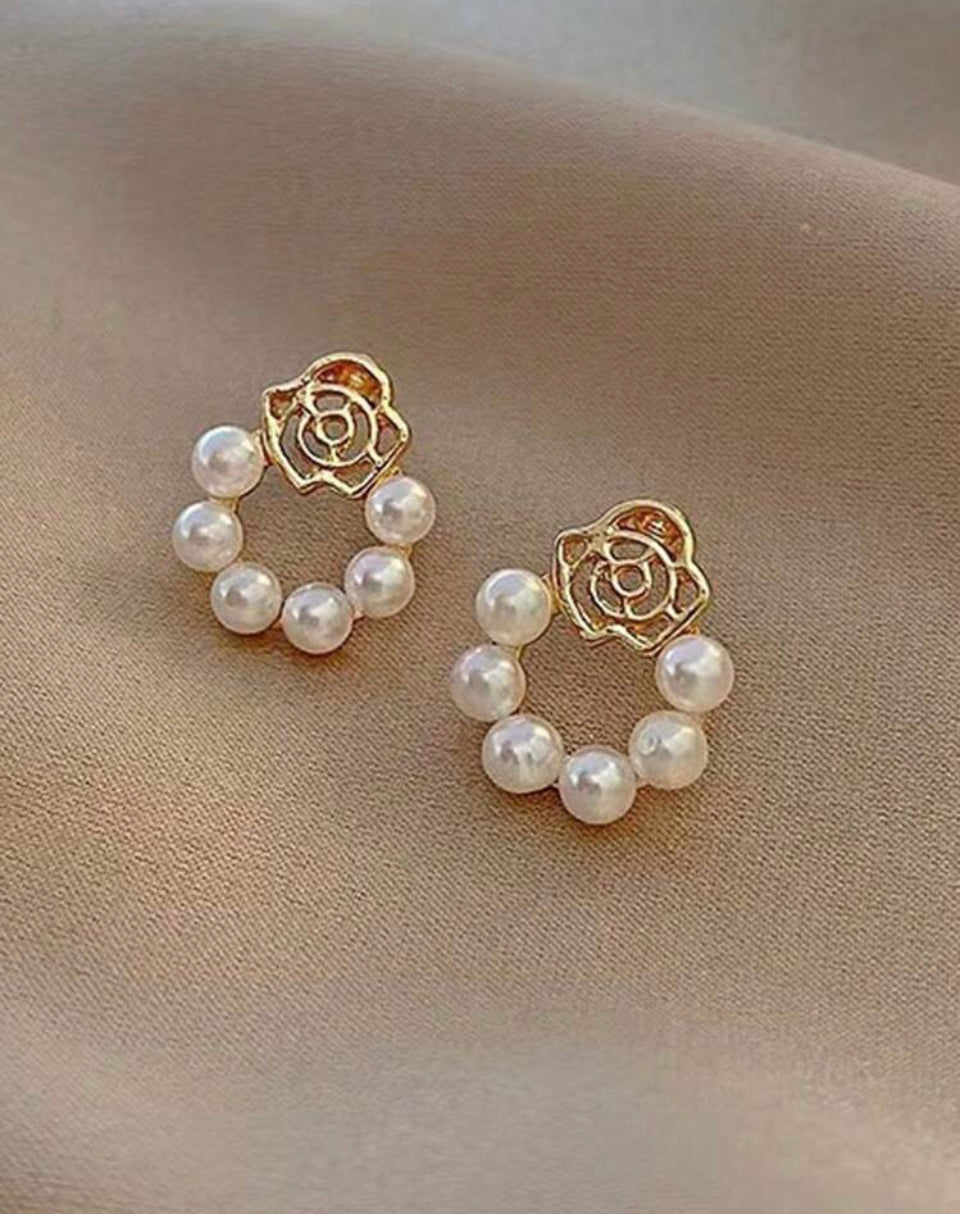 Eclipse de Rosas Pendientes de Botón Z. F25MZ08