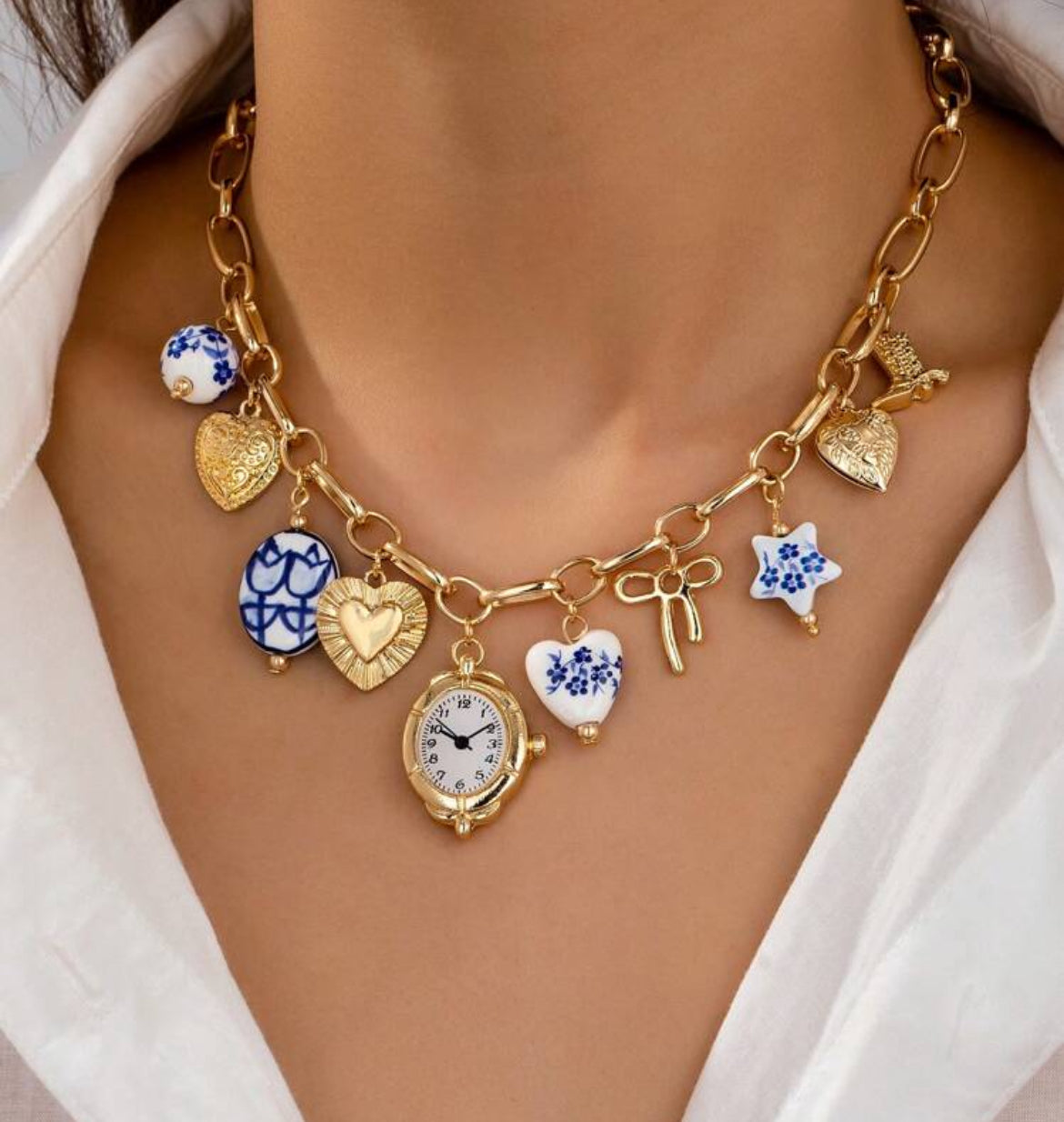 Collar de Alicia AG25TT09