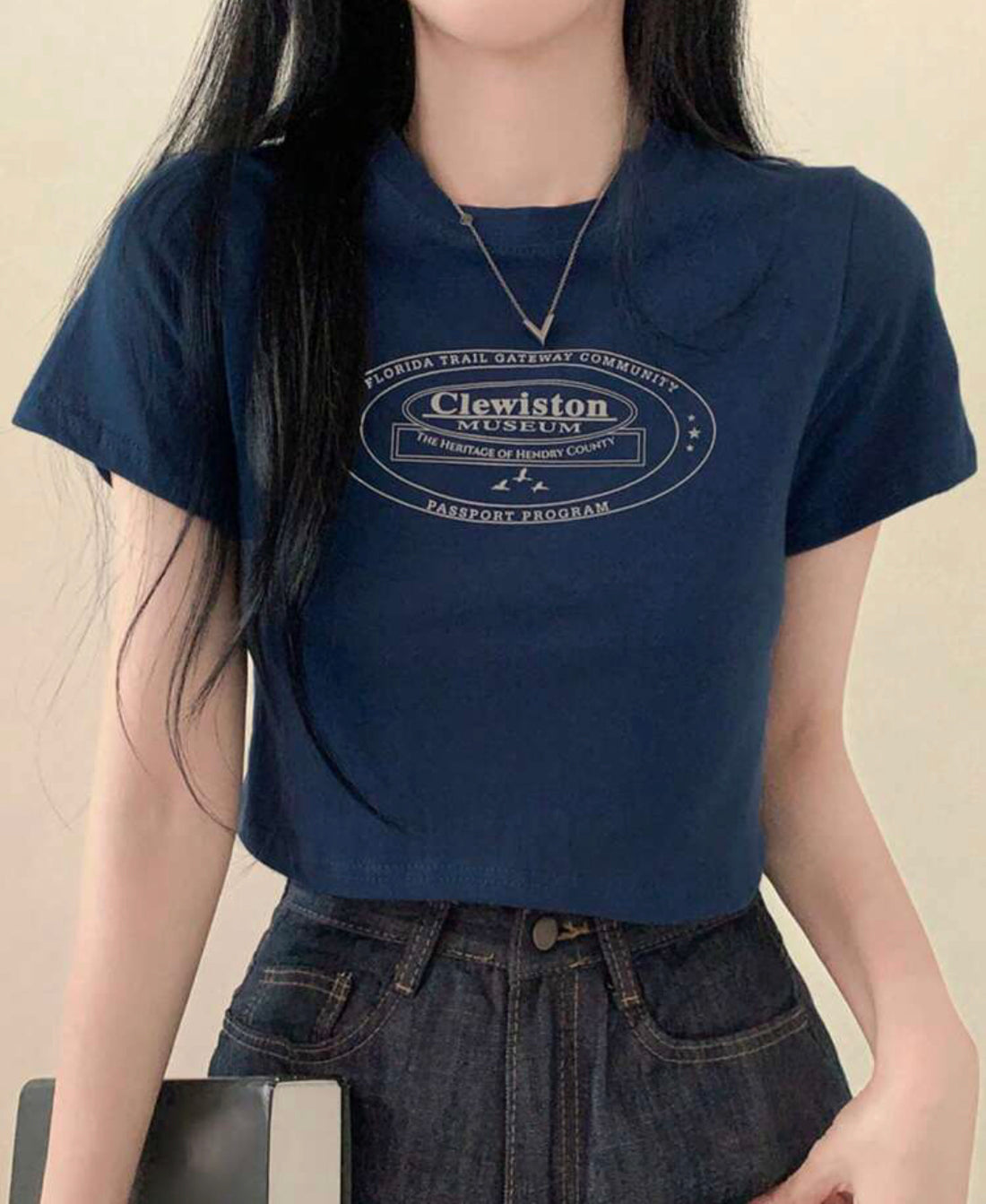 Camisa de manga corta con estampado de letras A25QB09
