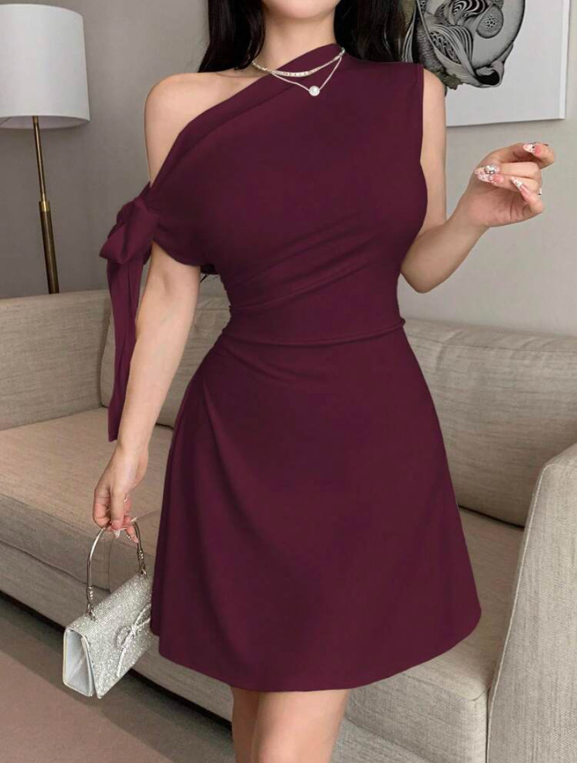 VESTIDO CORTO ASIMÉTRICO CON NUDO JL26AB04