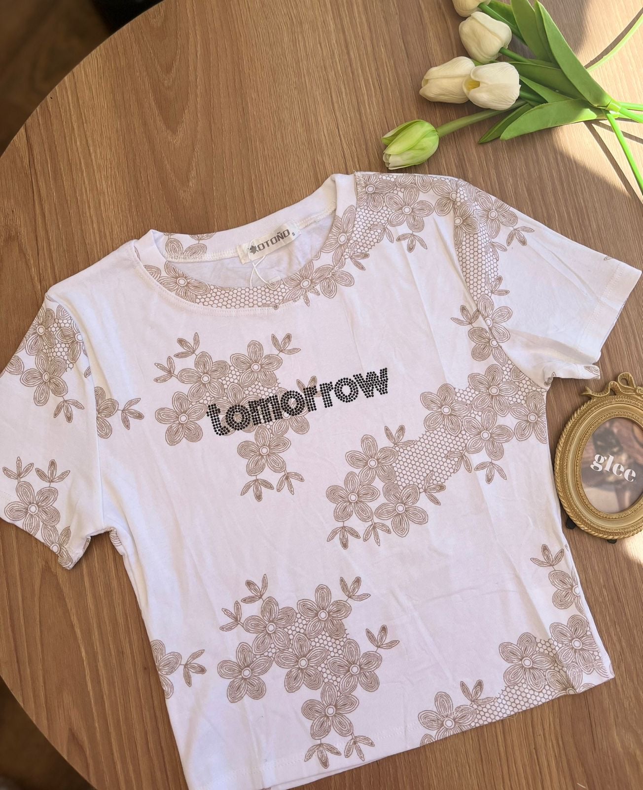 Moda y estilo blusa corta E26XD06