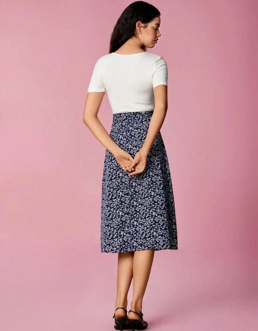 Falda con estampado floral delicado A25PF06